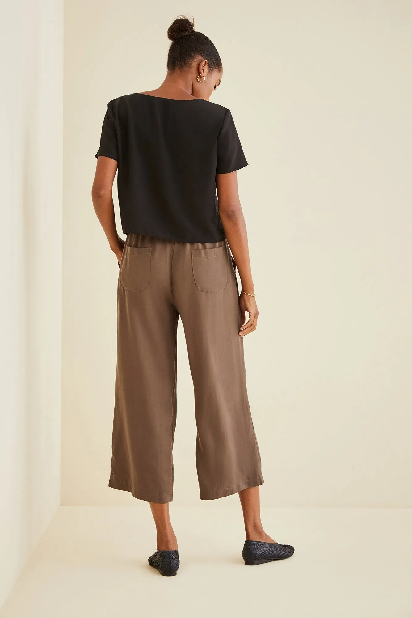 AMADI Wide Leg Crop Pant