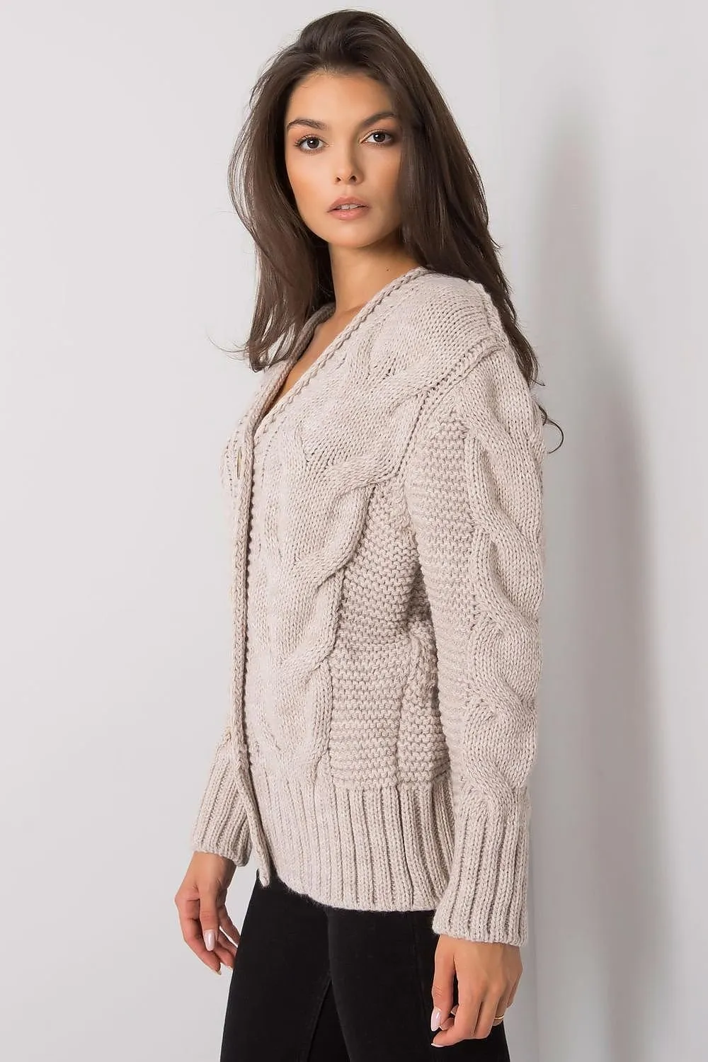 Chic Heart Neckline Cardigan with Parisian Charm