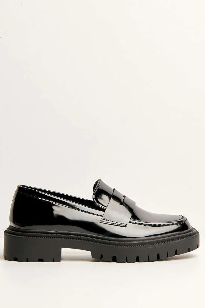 Hinata Panel Cleated Front Loafer in Black