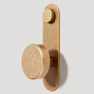 HUDSON Shaker Hook - Aged Brass