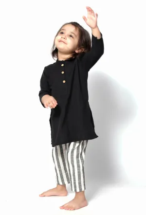 Set of 2- Mulan Black Handblock Cotton Kurta with Green Stripes Pants