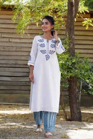 Straight Fit Kurta/Pant Set In White Color